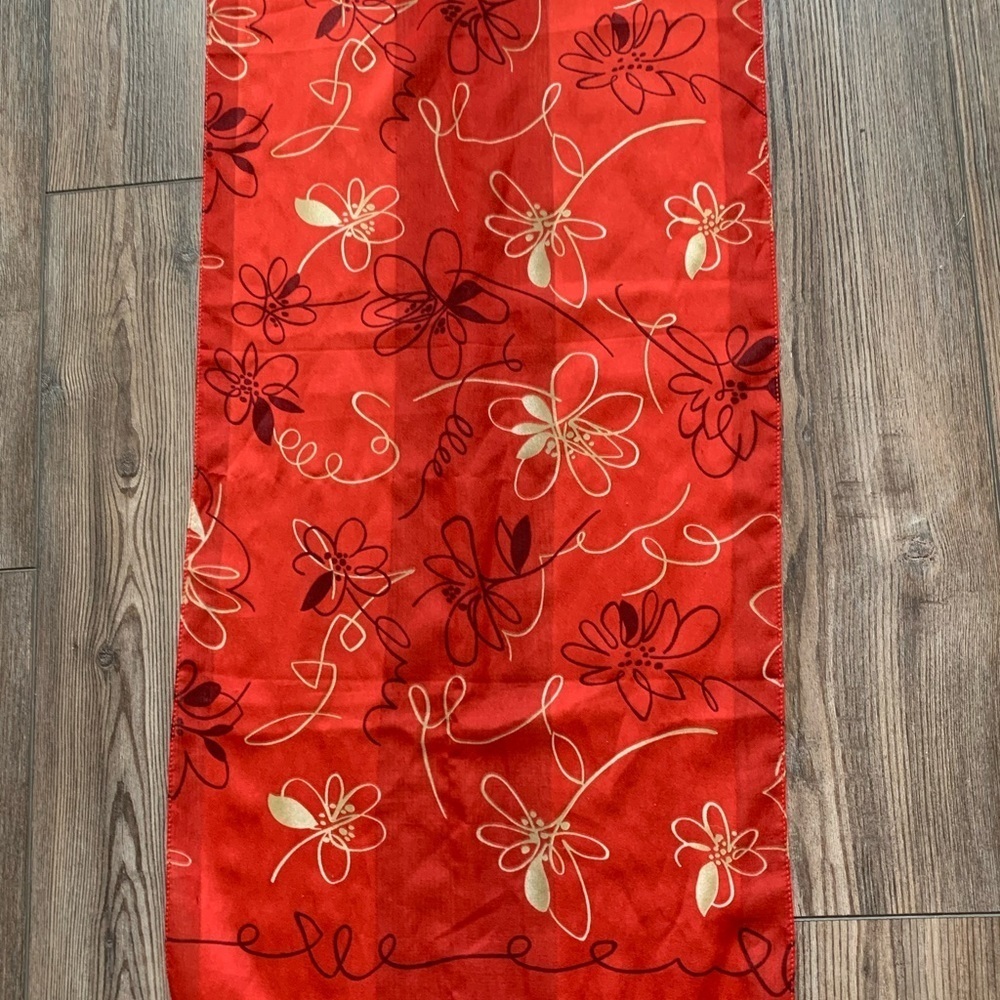 Scarf - Picture 5 of 6